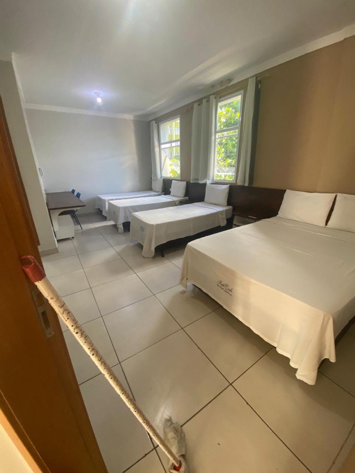 Hotel Monte Carlo Uberlândia エクステリア 写真