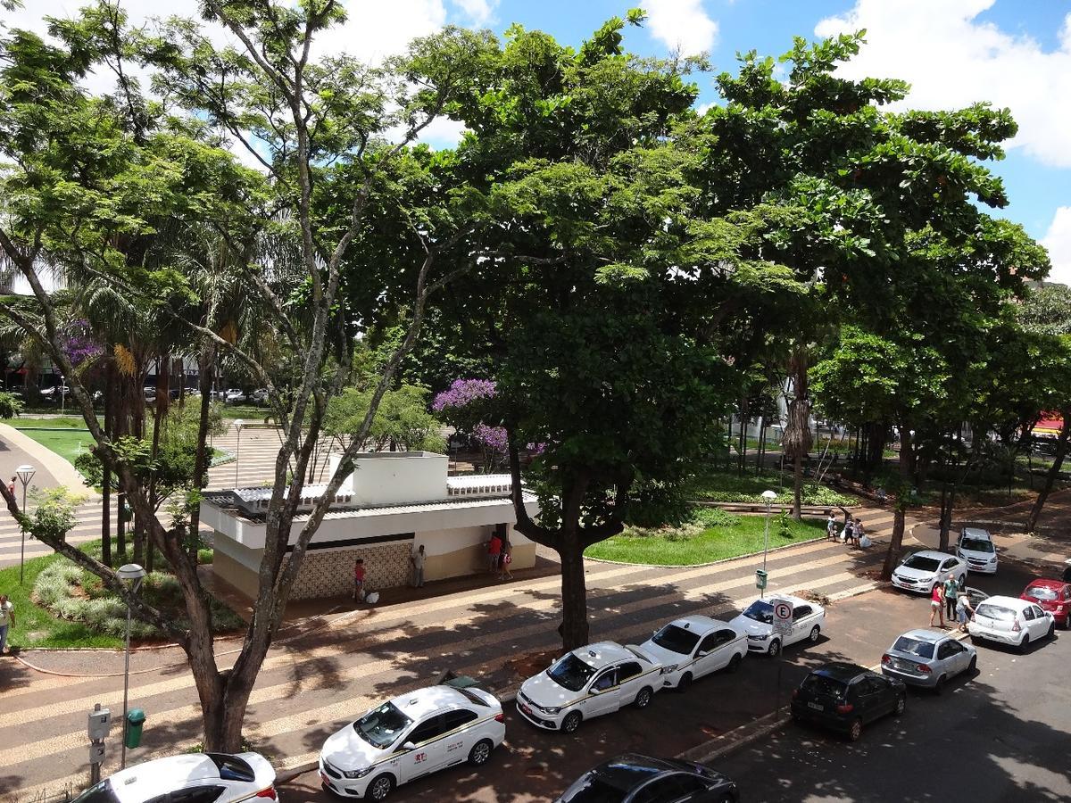 Hotel Monte Carlo Uberlândia エクステリア 写真