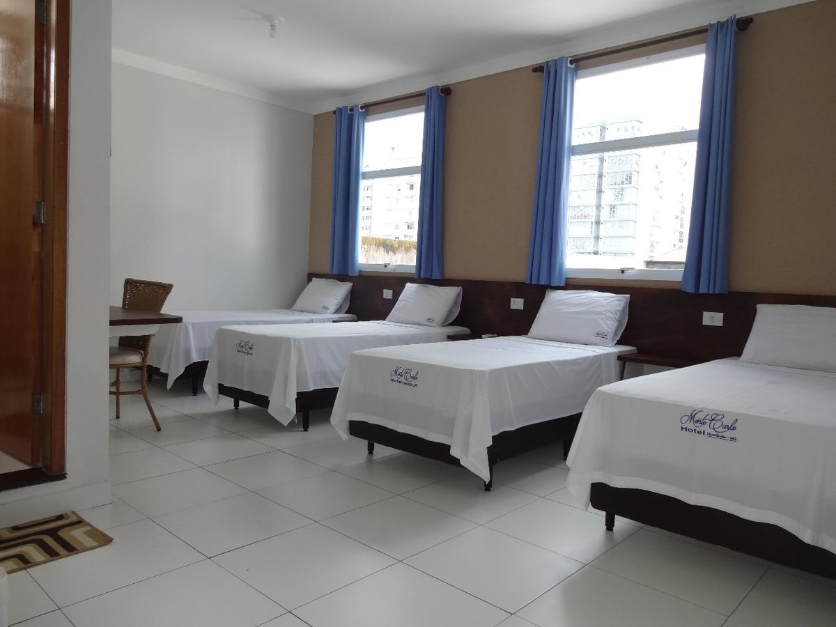Hotel Monte Carlo Uberlândia エクステリア 写真